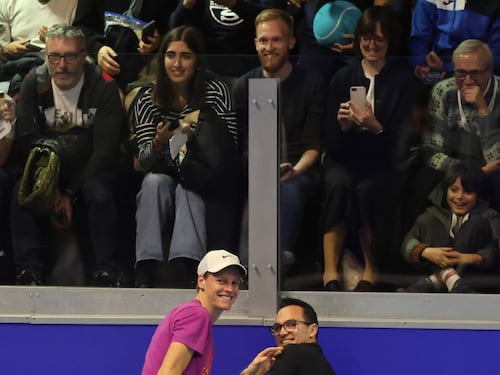 Chi è Mark, il fratello adottivo di Jannik Sinner: "Con lui ho provato a giocare a tennis, ma è impossibile"
