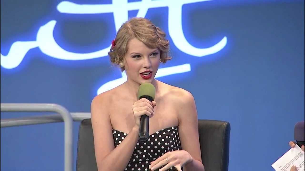 Taylor Swift fa appello ai suoi fan: "Aiutatemi a riavere le mie canzoni"