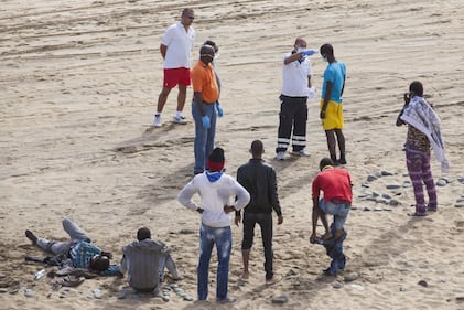 Ebola, 21 migranti isolati per ore alle Canarie 6