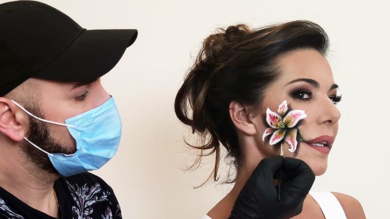 Fiori ed effetti speciali: Luca Luce, make up artist che dipinge il trucco in 3D