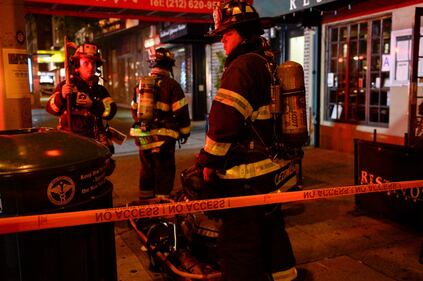 Esplode una bomba a New York: paura a Manhattan 11
