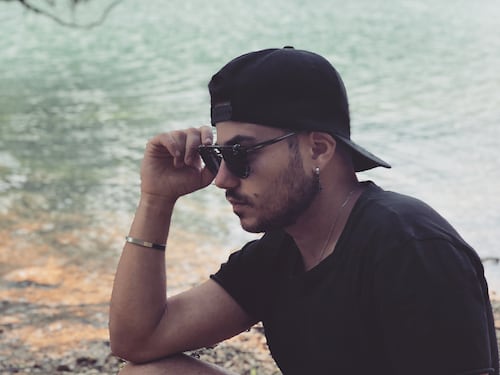 Casoria, si sente male mentre balla: morto un giovane di 25 anni