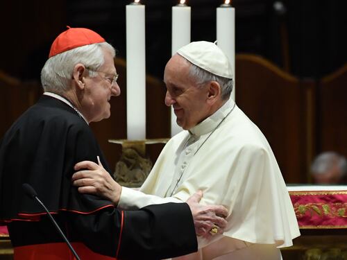 L'energia del Papa in Duomo contagia suore e sacerdoti
