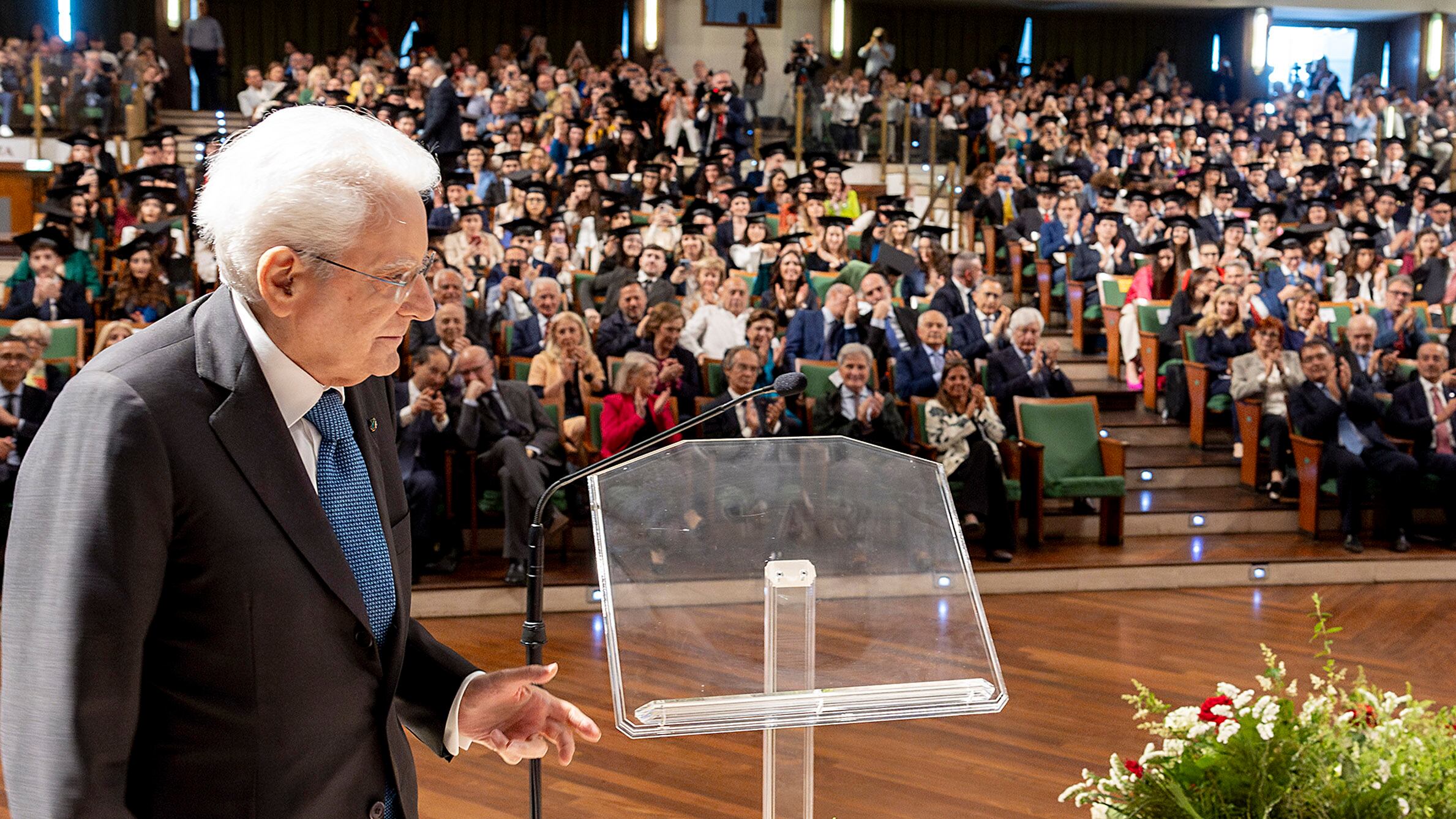 Lezione di Mattarella ai filo-Hamas