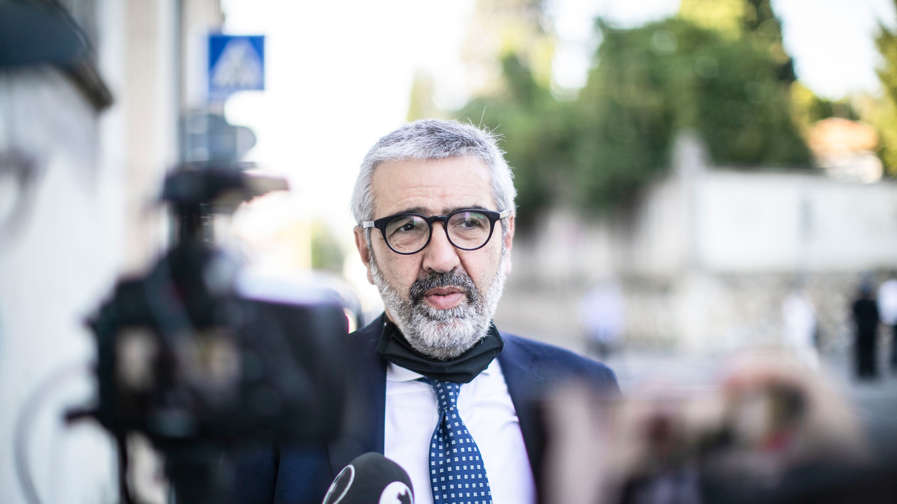 I parenti delle vittime: "Un confronto Tv con Conte"