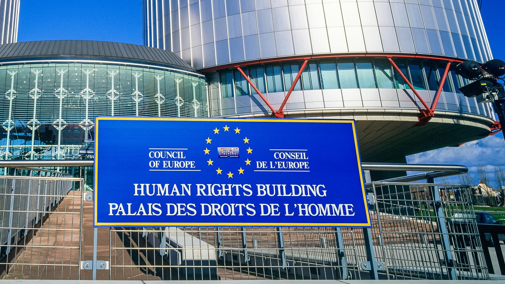 La Corte europea dei diritti apre alla sharia