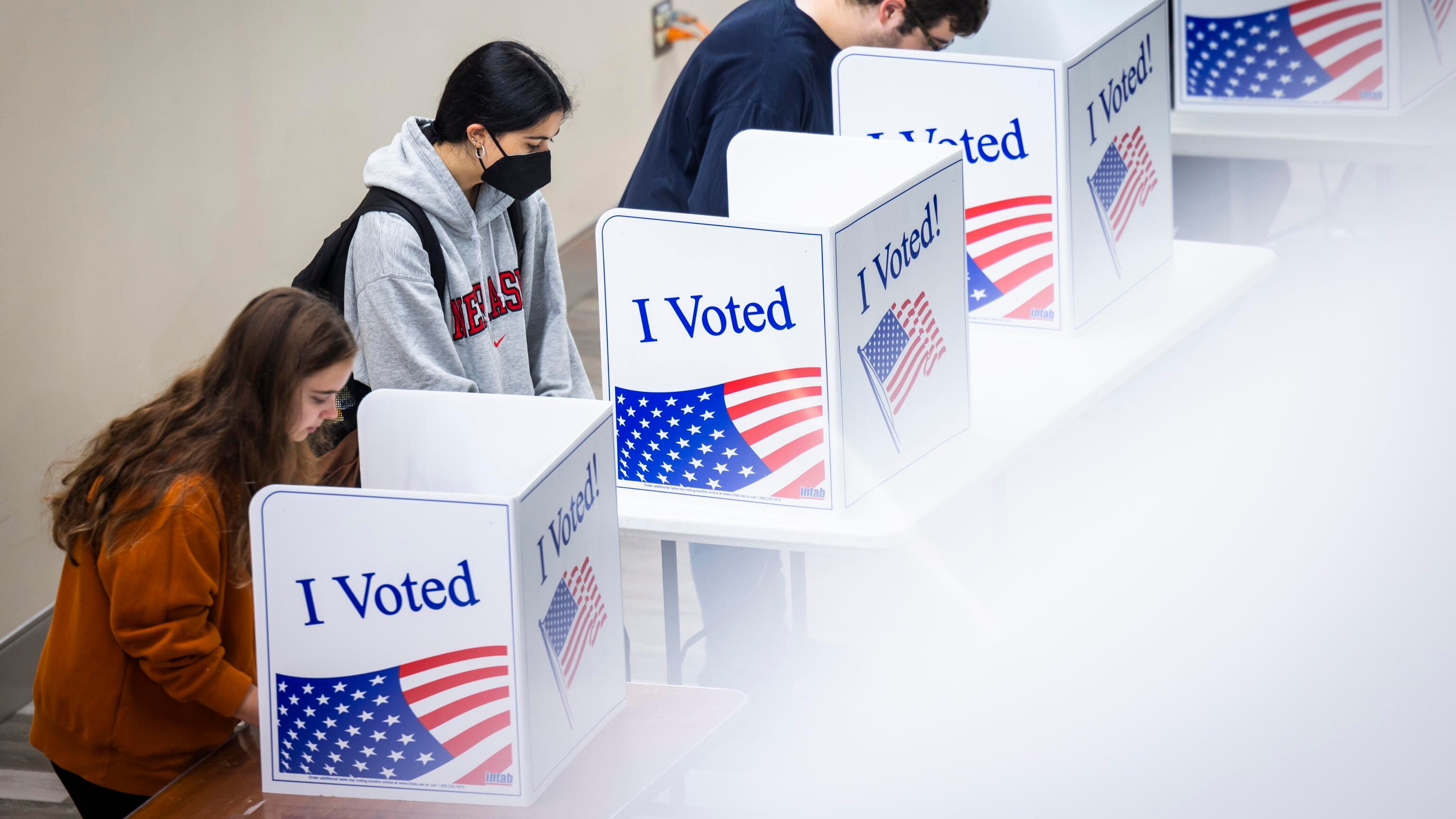 Gop avanti alla Camera, Senato in bilico: cosa succede alle midterm