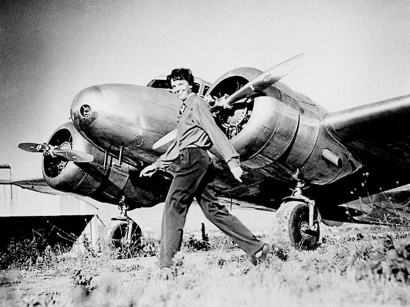 Amelia Earhart, il misterioso oggetto non è il suo aereo: la scoperta che riapre il caso