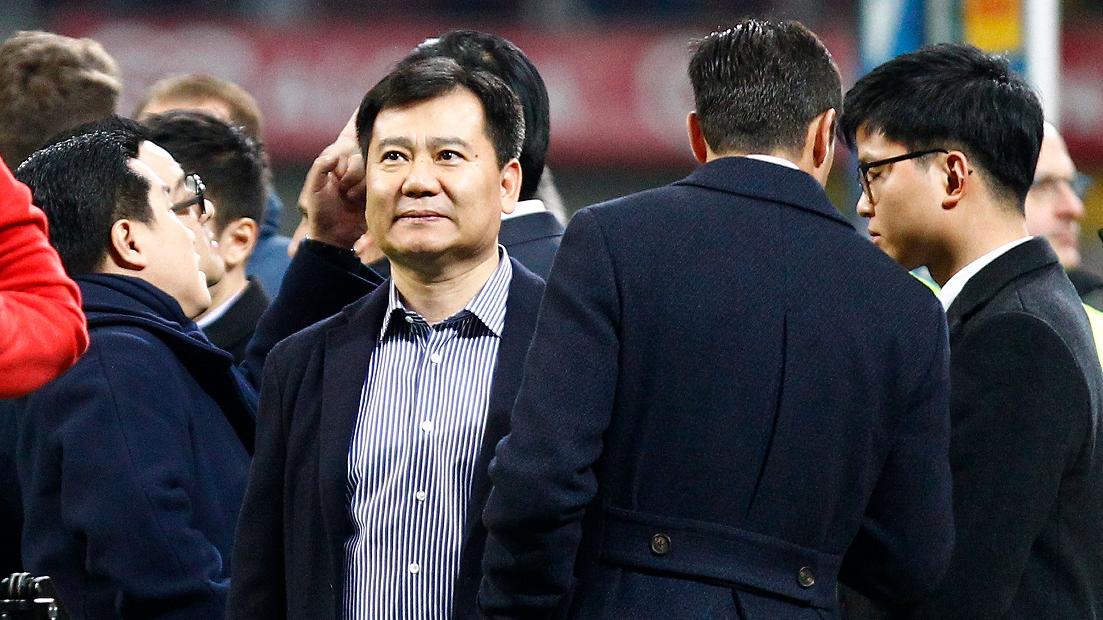 La Cina blocca gli investimenti sul calcio estero. Inter e Milan per tre anni ancora frenati