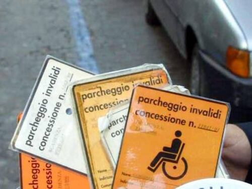 "Mi dicono falsa invalida solo perché sono nera"