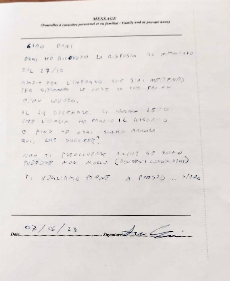 “Abbiamo passato 14 mesi qui, da 3 mesi le cose si sono aggiustate un po’, ora ci danno quello che chiediamo per mangiare e per vestirci”. - Lettera dell’8 agosto 2023.