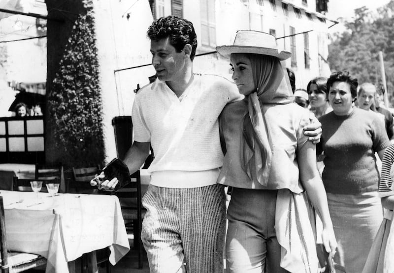 Elizabeth Taylor in viaggio di nozze con Eddie Fisher