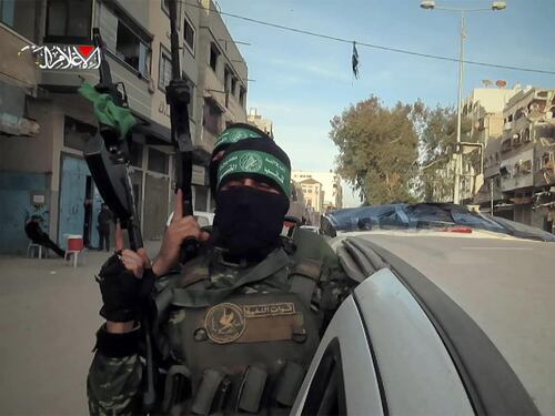 Hamas chiama alla jihad mondiale: "Alle armi contro il piano Gaza"