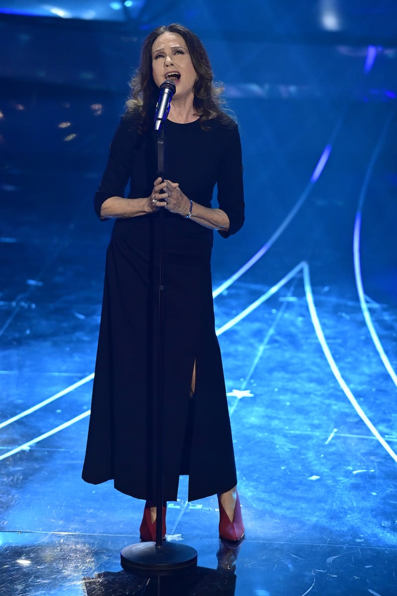Sanremo 2024: ecco il look della finalissima del Festival di conduttore, co-conduttore e ospiti 16