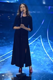 Sanremo 2024: ecco il look della finalissima del Festival di conduttore, co-conduttore e ospiti 16