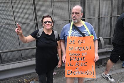 Rdc tafferugli Napoli 6 bis