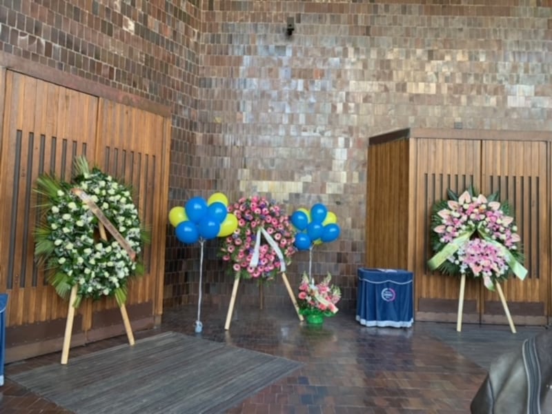 Palloncini e lacrime al funerale di Julia Ituma 4
