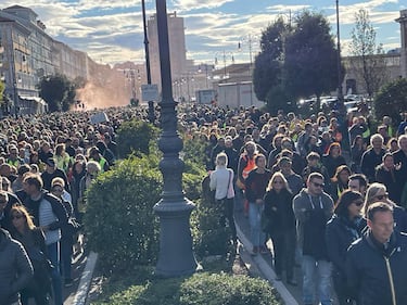 15mila manifestanti a Trieste contro il Green pass: con loro i portuali 4