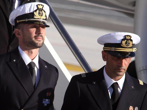 L'appello dei marò ai politici: "Risolvete questa tragedia Siamo italiani, dimostriamolo"