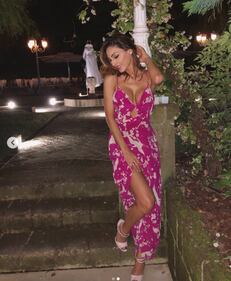 Anna Tatangelo sexy su Instagram 5