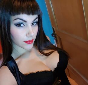 Valentina Nappi provocante in acqua 4