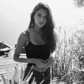 Lucia Rivera sensuale su Instagram 12