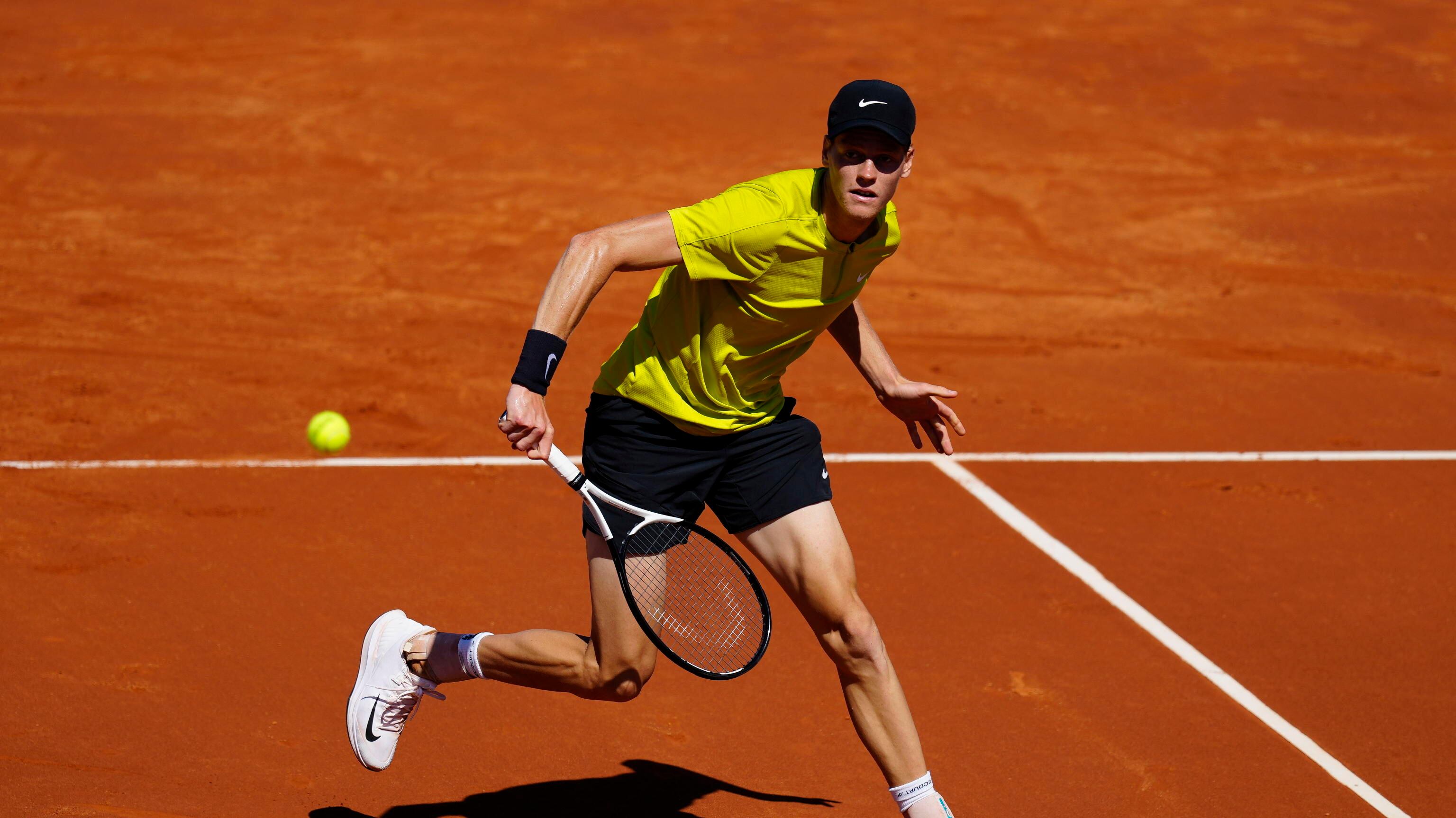 Atp Barcellona, nessuna rivincita con Musetti: Sinner si ritira per infortunio