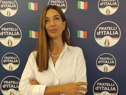"Ora la Festa dell’uomo a Senigallia". E la sinistra insorge contro l'assessore di FdI