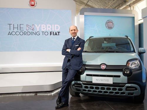 Lancia, nuova vita e ritorno all'estero. E dal 2026 farà solo modelli elettrici