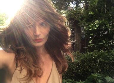 Helena Christensen: lato b perfetto a 48 anni 1