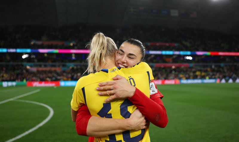 Le due protagoniste indiscusse dell'impresa svedese, Rolfö e Mušović (via Fifa)