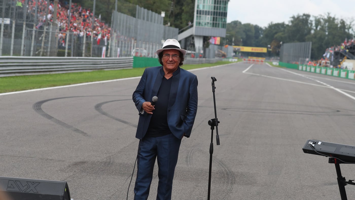 Gb di Monza, Al Bano canta l'inno. Polemica per il dettaglio del cappello
