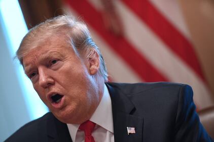 Melania Trump: al fianco del marito dopo 39 giorni di silenzio  7