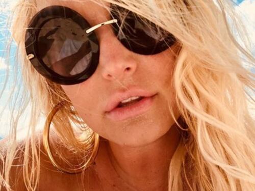 Jessica Simpson perde peso a causa di problemi post-parto