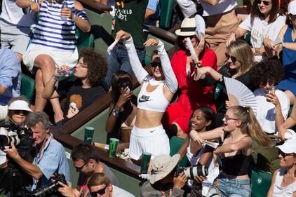 Bella Hadid al Roland Garros in versione "Basic Instinct" 6
