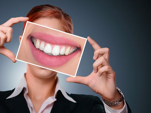 Cosa c'è dietro la perdita dei denti? Il segno inequivocabile