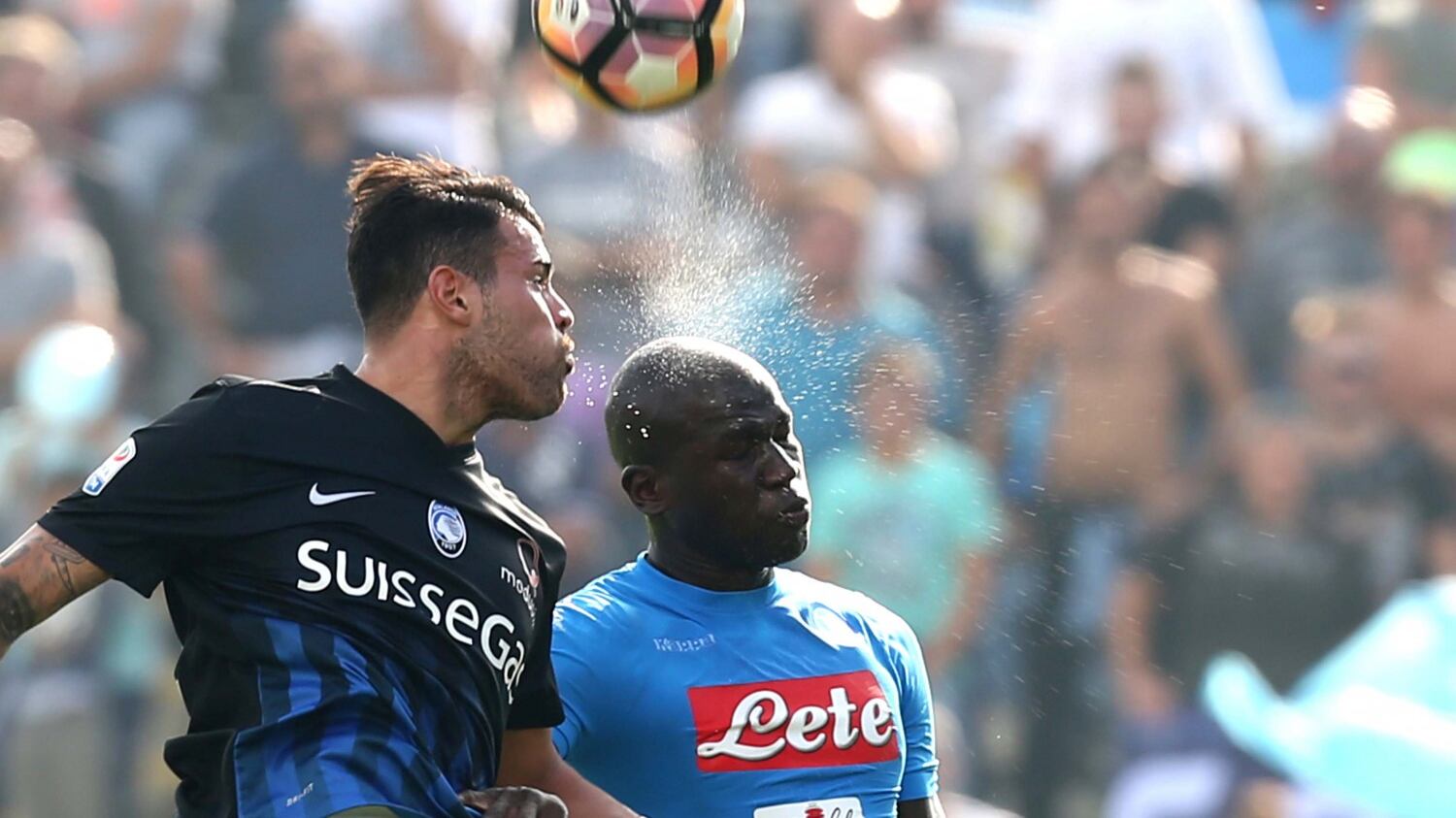 Serie A: il Napoli crolla a Bergamo, vincono Cagliari e Genoa. La Samp si salva al 95'