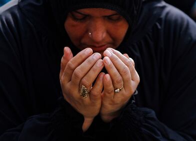 Festa del Sacrificio, i colori delle mani delle donne 3