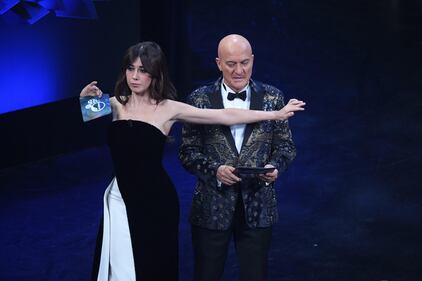 Sanremo 2019: i look di Virginia Raffaele per la prima serata 7