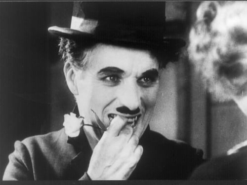 Charlot veniva da l'Aquila ma Chaplin lo abbandonò. E vinse l'Oscar delle luci
