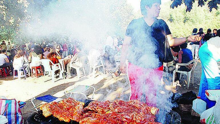Un quartiere prigioniero delle feste al parco