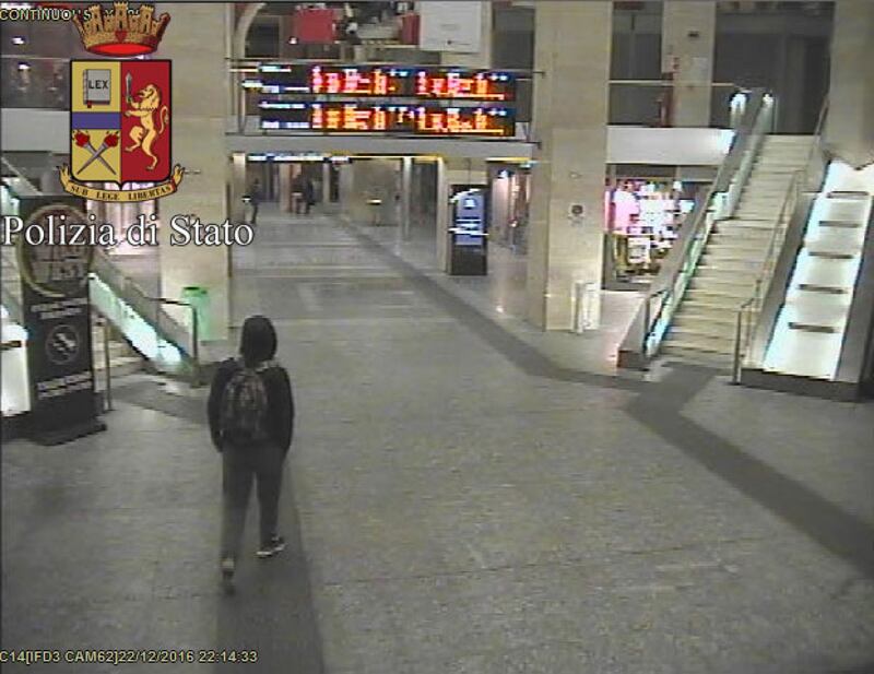 Contatti con Amri Espulso un tunisino