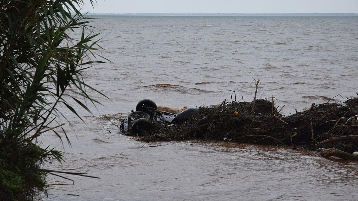 Gargano, è allarme alluvione: un morto, almeno due dispersi. Salvato un bimbo in camping