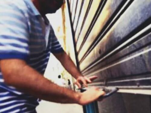 Il bar chiede il conto a Conte: "3580 euro per lavorare e devo chiudere? Ora me li rendi"