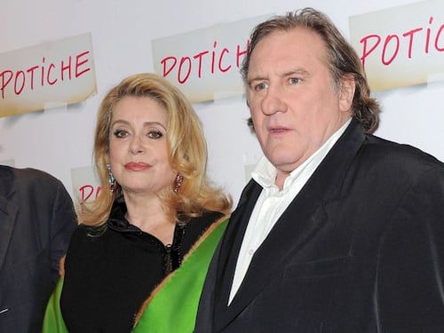 Il 40% dei francesi sta con Depardieu