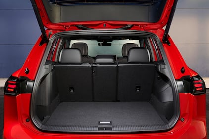 Volkswagen Tiguan 2024: guarda tutte le foto 16