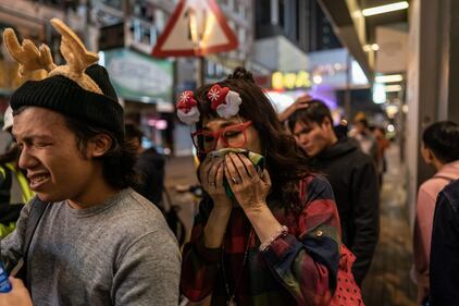 Hong Kong, nuovi scontri durante la vigilia di Natale 7