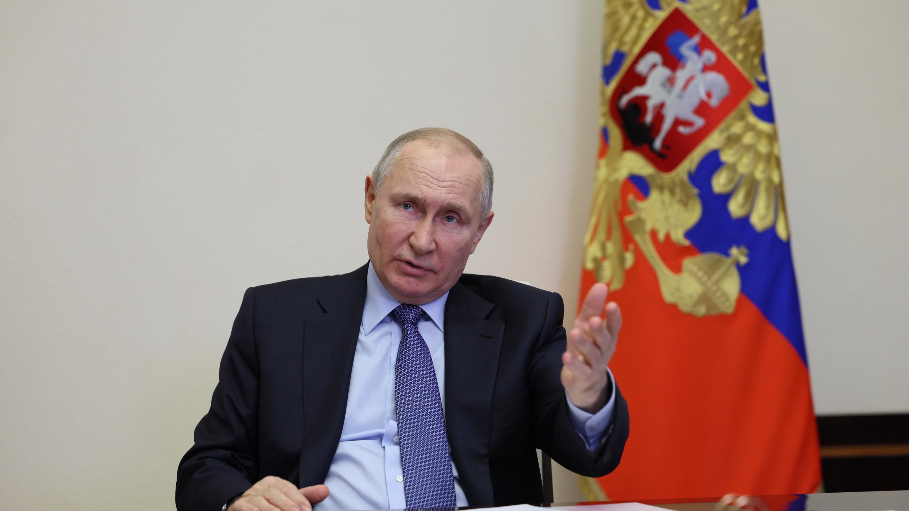 "Avrà l'immunità". Così Putin potrà viaggiare senza essere arrestato