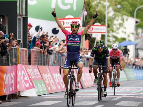 Ulissi centra il bis. E Nibali stuzzica Valverde