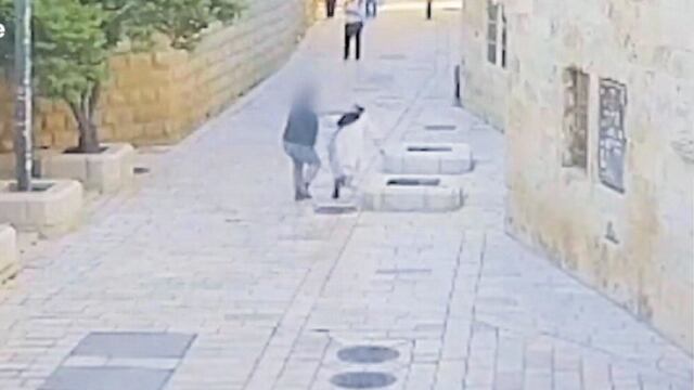 Choc a Gerusalemme: una suora aggredita da un colono israeliano